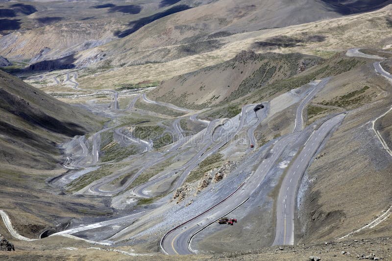 Curving road in Tibet