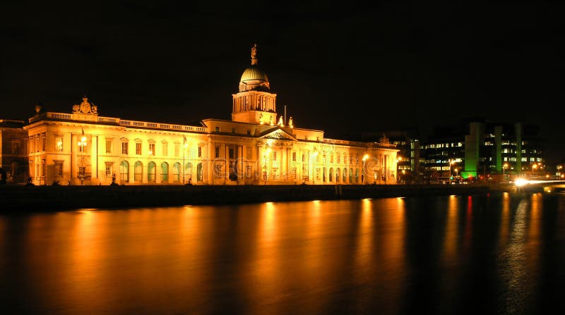 custom house