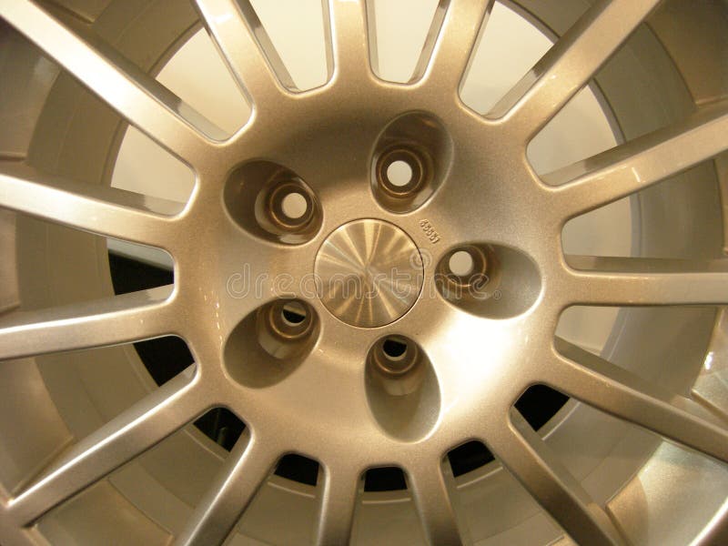 Custom wheel rim