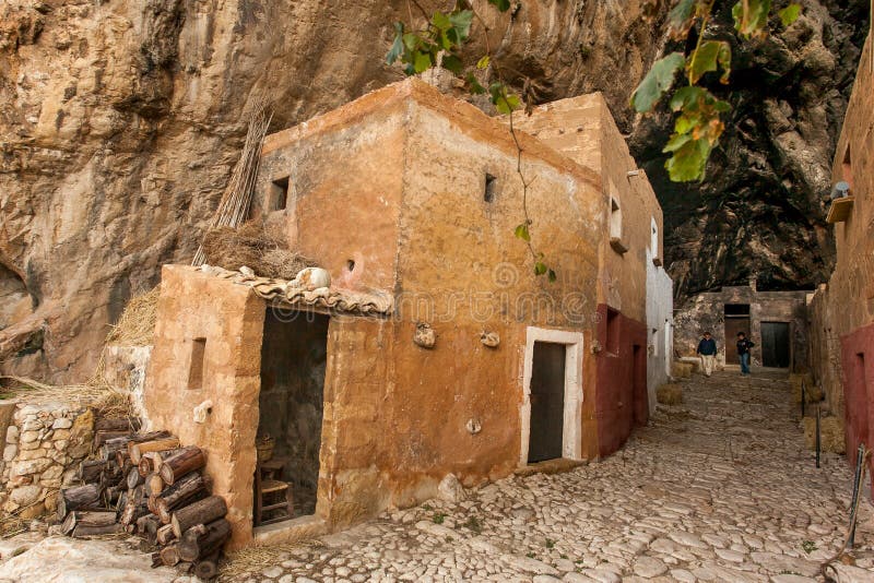 Custonaci Trapani Sicily - Mangiapane caves