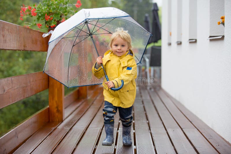 A touch of yellow on a rainy day 🌧💛 : r/AdorableHome