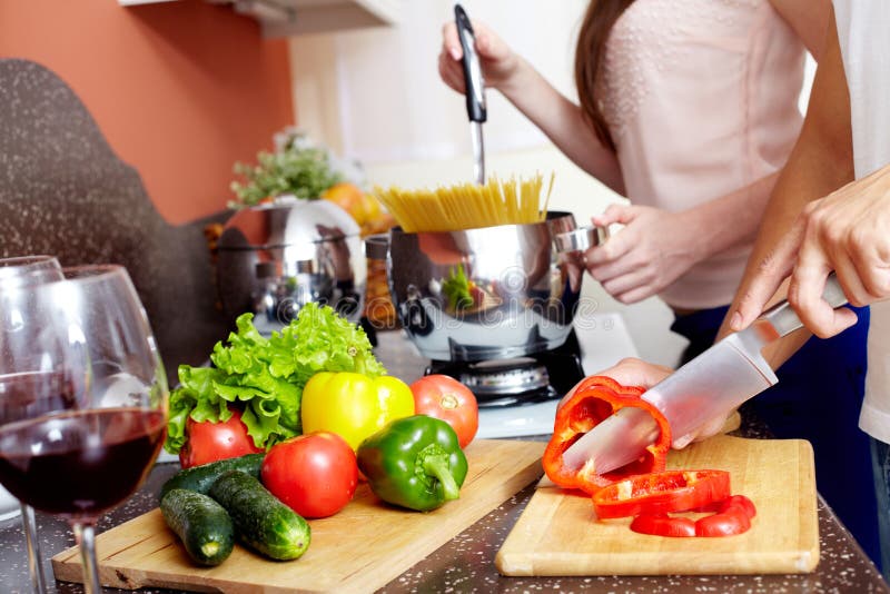 Cutting pepper