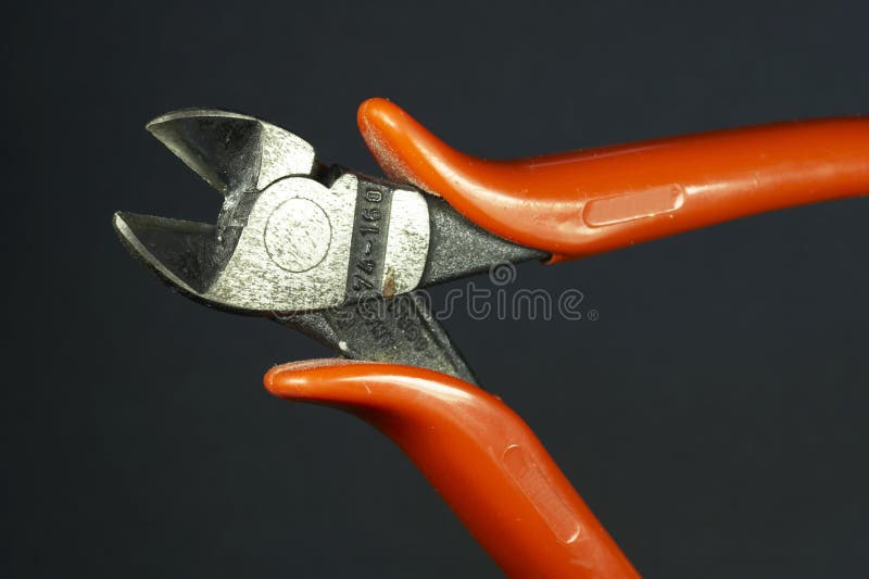 Cutting Pliers 02 Picture. Image 886137
