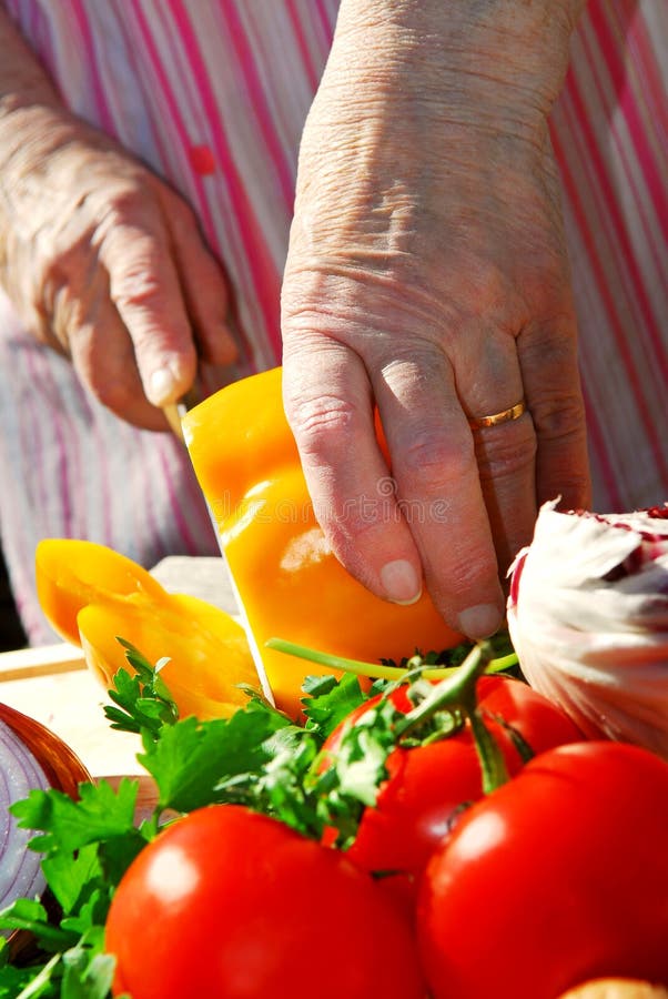 Cutting vegetables