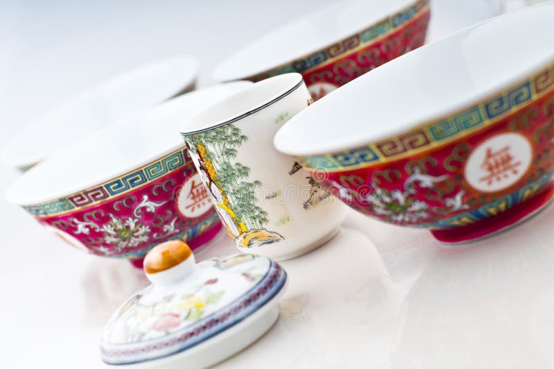 Vaisselle chinoise image stock. Image du durée, cuillère - 22660661