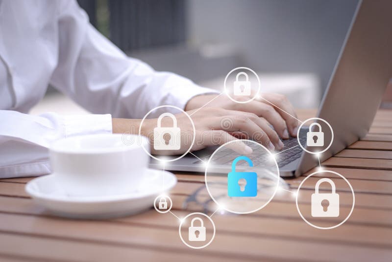 Cybersecurity και προσωπική προστασία δεδομένων on-line, cyber ασφάλεια στο διαδίκτυο στοκ φωτογραφία