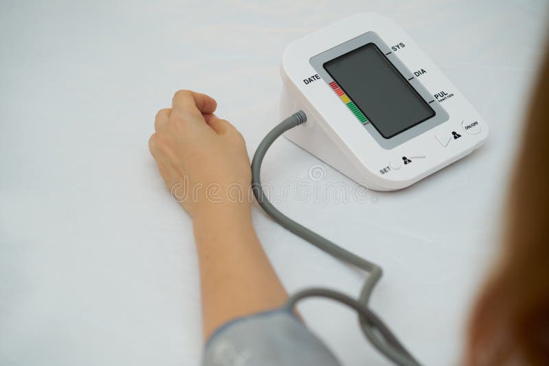 Cyfrowego tensiometer zdjęcie stock Cyfrowego tensiometer zdjęcie stock