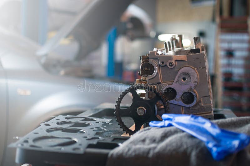 Installation New Cylinder Head on a Old Diesel Engine. Motor Assembly