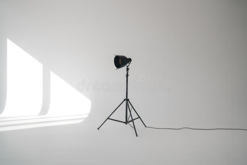 Czarne Studio Fotograficzne oświetlenie na białym tle royalty ilustracja