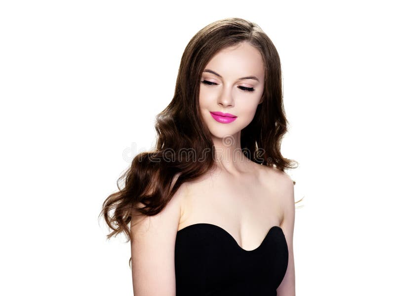 Czarni włosy kobiety piękny portret odizolowywający na bielu obrazy royalty free Czarni włosy kobiety piękny portret odizolowywający na bielu obrazy royalty free