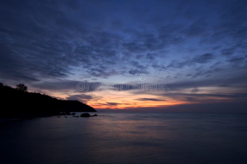 czarny brzegowy Crimea gór morza wschód słońca obrazy royalty free czarny brzegowy Crimea gór morza wschód słońca obrazy royalty free
