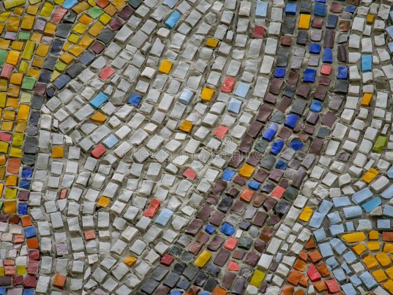 Czerep abstrakcjonistycznej mozaiki ceramiczni panel na ścianie Stubarwni kamienie zdjęcie stock Czerep abstrakcjonistycznej mozaiki ceramiczni panel na ścianie Stubarwni kamienie zdjęcie stock