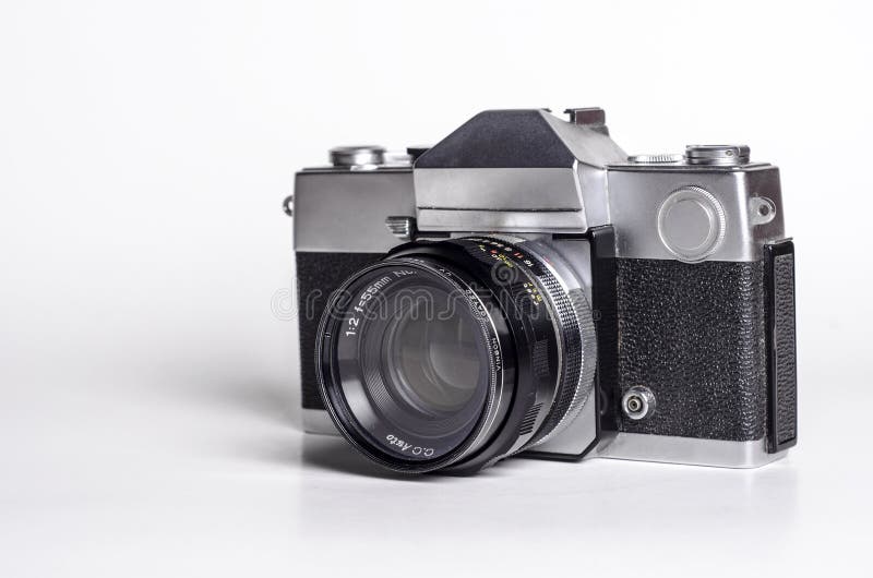 Cámara de SLR del vintage fotografía de archivo libre de regalías Cámara de SLR del vintage fotografía de archivo libre de regalías