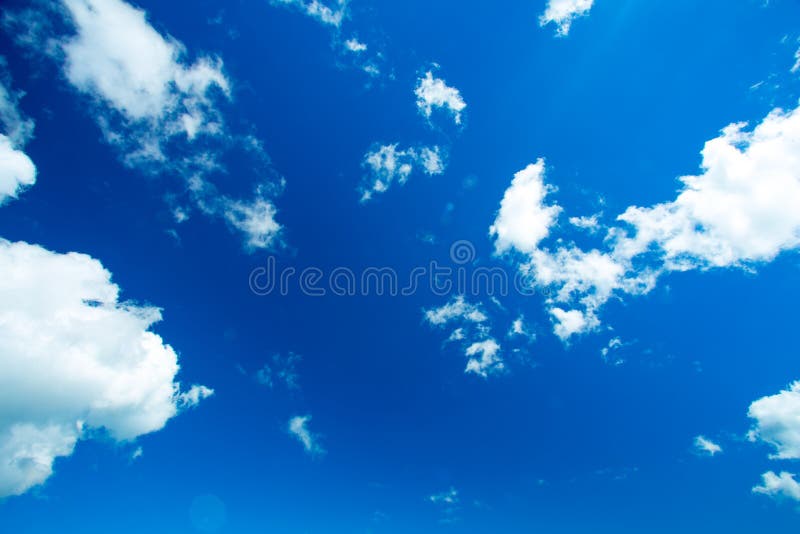 Céu azul com nuvem imagens de stock Céu azul com nuvem imagens de stock