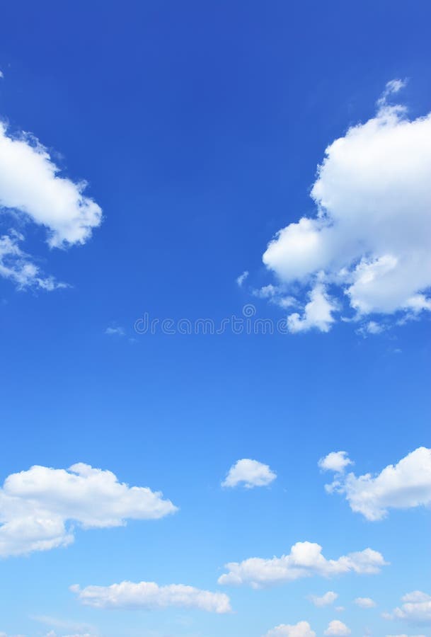 Céu azul e nuvens imagem de stock royalty free