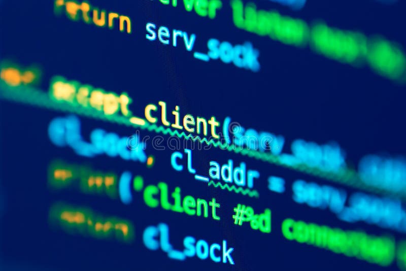 Código del lenguaje de programación en la pantalla del portátil Desarrollo de software Servidor cliente de aplicación web de codi fotografía de archivo