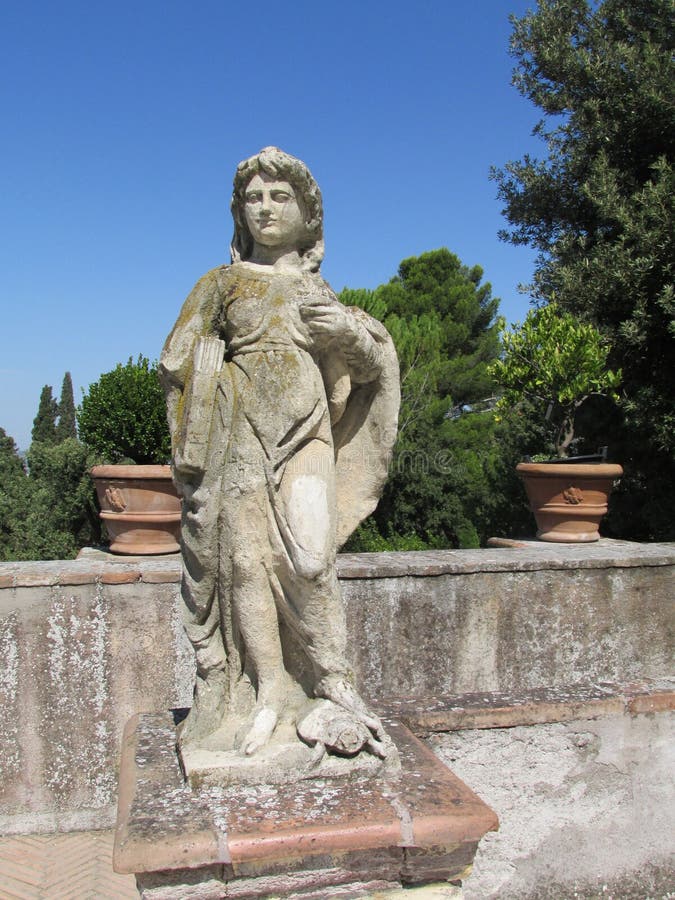 D'Este romain antique de villa de statue photo stock D'Este romain antique de villa de statue photo stock