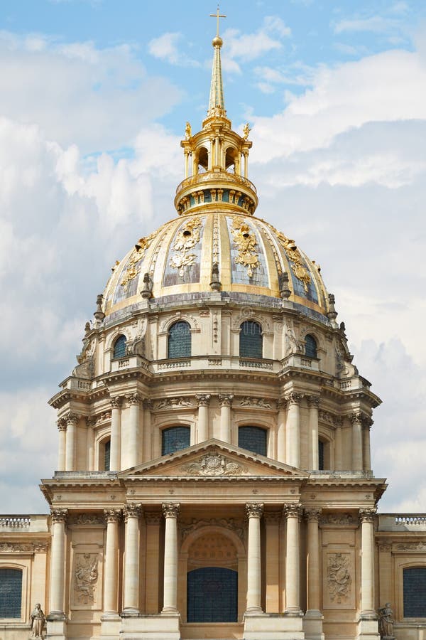 Dôme De Cathédrale De Les Invalides à Paris Image stock Image du