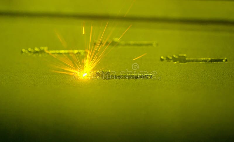 3d-skrivare skriver ut föremål från metallpulver. metall sintras under laser fotografering för bildbyråer