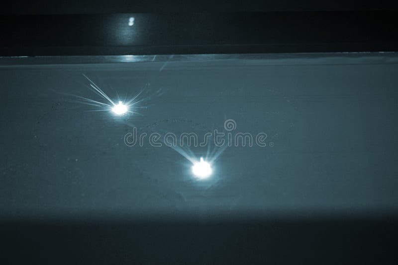 3d-skrivare skriver ut föremål från metallpulver. arkivbilder