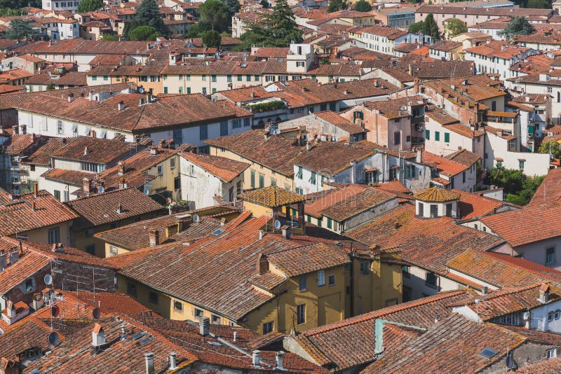 Dachy domy w historycznym centre Lucca, Tuscany, W?ochy zdjęcia stock Dachy domy w historycznym centre Lucca, Tuscany, W?ochy zdjęcia stock