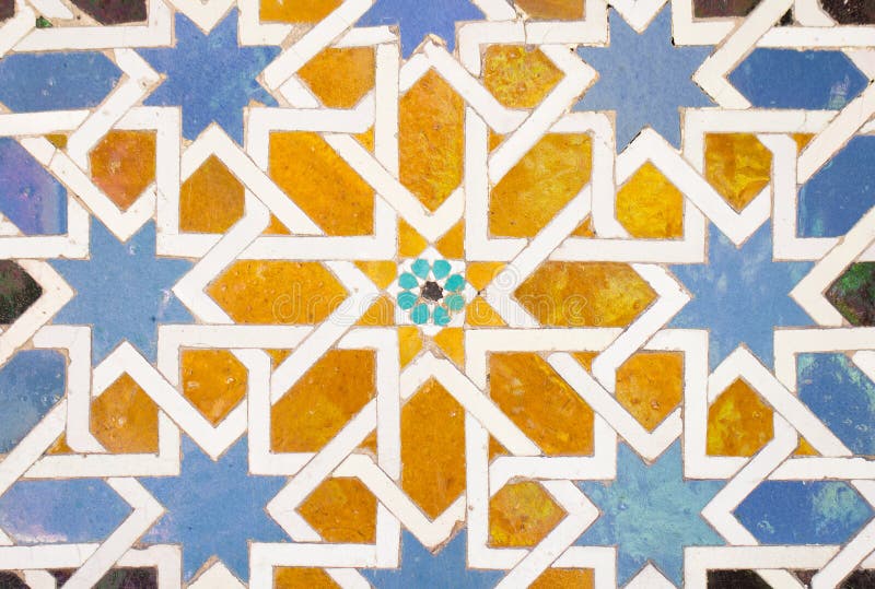 Dachówkowe dekoracje w Alhambra obrazy stock Dachówkowe dekoracje w Alhambra obrazy stock
