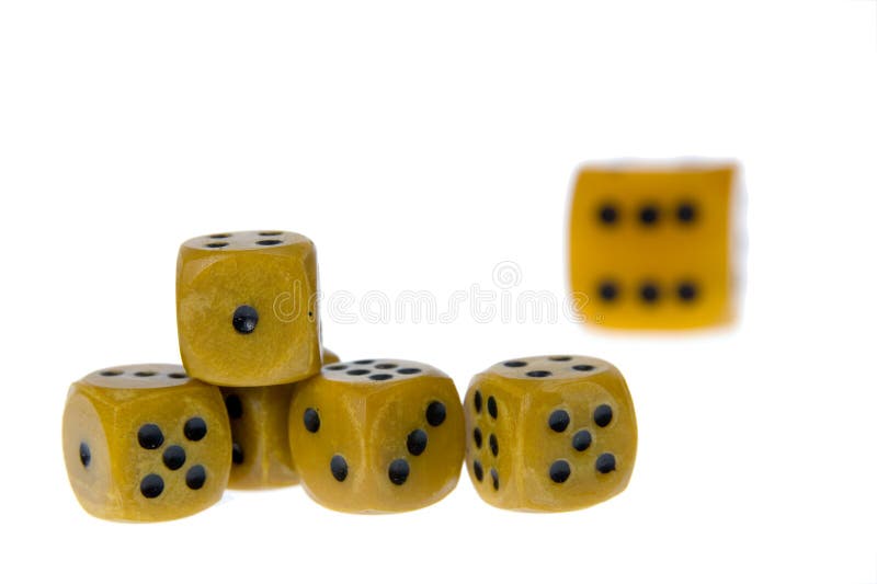 Dados isolados no branco fotos de stock royalty free Dados isolados no branco fotos de stock royalty free