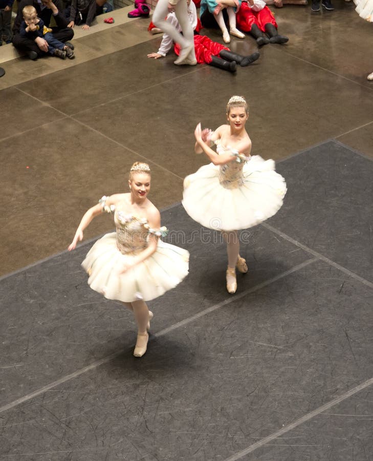 Ballet dancers performance on Northpark Dallas