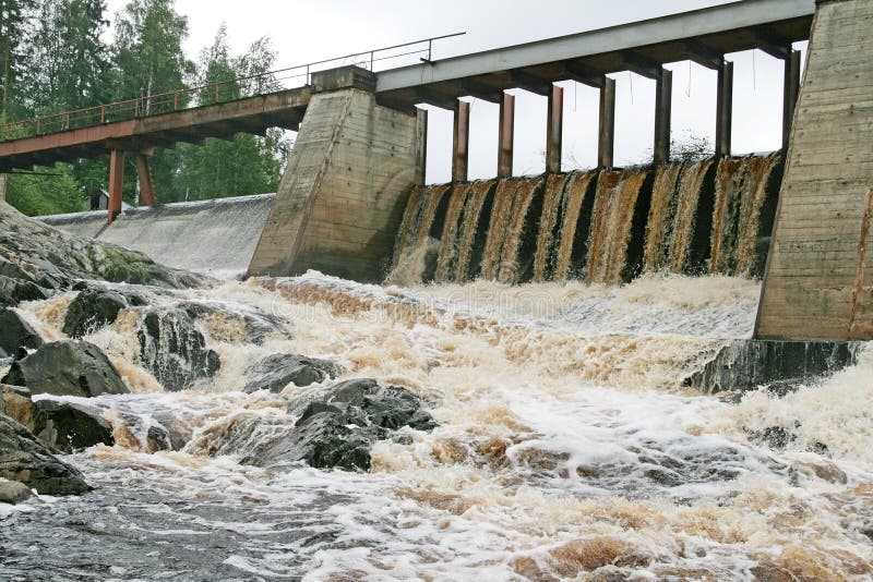 Dam of a hydroelectric power station