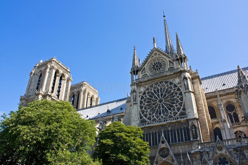 dame de notre paris royaltyfri bild dame de notre paris royaltyfri bild