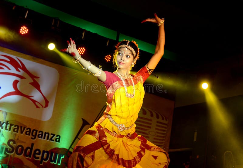 Dance Performance editorial photo. Image of artist, fashion 62327856