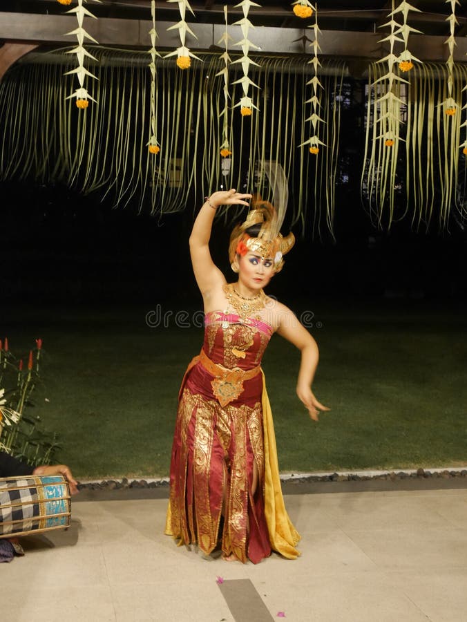 Dancers in Bali, Balinese girls, national dances stock photo Dancers in Bali, Balinese girls, national dances stock photo