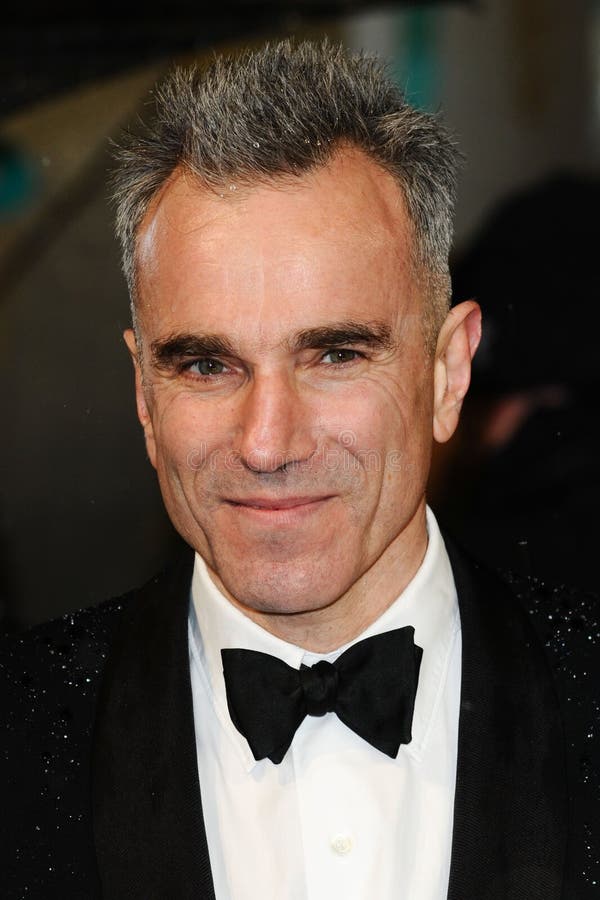 Daniel Day Lewis arriving for the EE BAFTA Film Awards 2013 at the Royal Opera House, Covent Garden, London. 10/02/2013 Picture by: Steve Vas / Featureflash. Daniel Day Lewis arriving for the EE BAFTA Film Awards 2013 at the Royal Opera House, Covent Garden, London. 10/02/2013 Picture by: Steve Vas / Featureflash