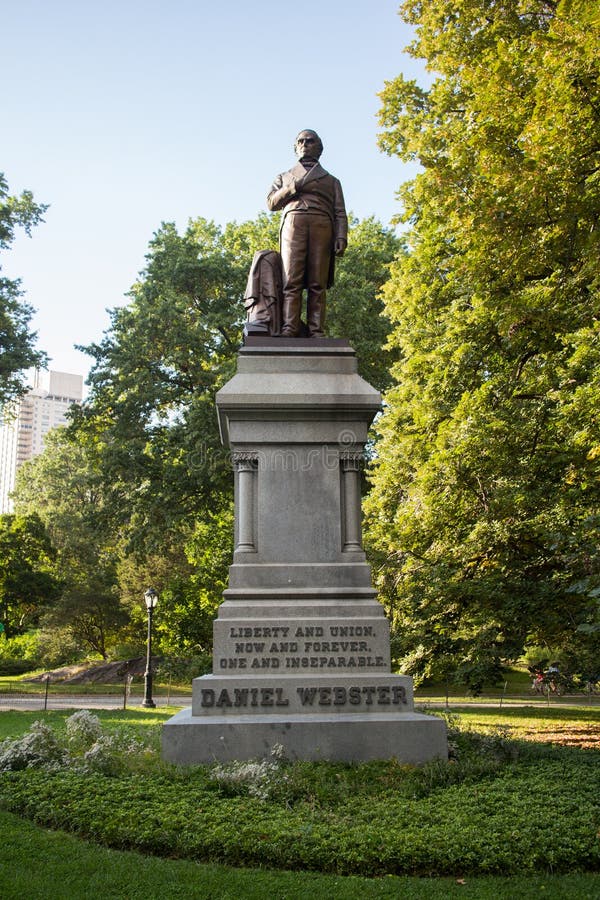 Daniel ster Statue En Central Park, Manhattan, New York City Imagen de archivo editorial