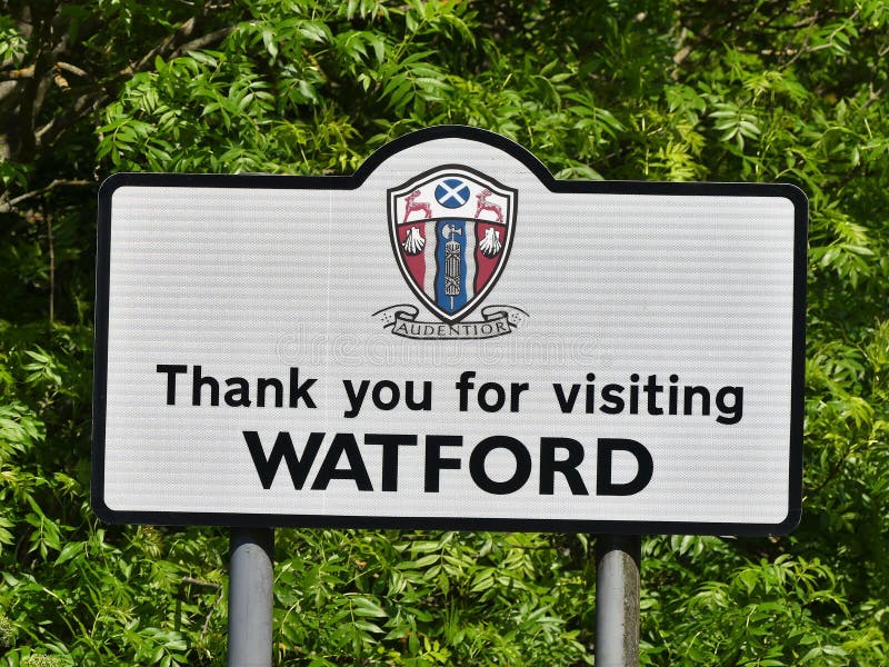 Danke für das Besuchen des Watford-Verkehrsschildes lizenzfreies stockbild Danke für das Besuchen des Watford-Verkehrsschildes lizenzfreies stockbild