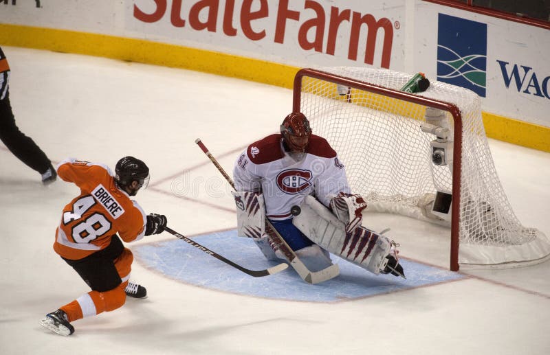 Danny Briere Jaroslav Halak