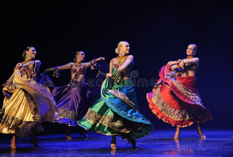 Late on January 9, 2015, brought by Austria World Dance World Dance staged in Jiangxi Province Arts Center theatre, this fusion of the cancan, waltz, tango, flamenco, belly dance dance performances and other countries lead the audience into a dance of the grand view garden. The world dance is the first concentrated display of the art world dance dance group, consisting of more than 50 excellent dancer. Many of the actors are all kinds of international dance competition winners, including had 12 consecutive reelection, national championships, occupation artist champion, symbol of the highest honor the dance art gold prize and the art of Dance Open Championship winner, world cup and European Championship silver medal, the bronze medal winner. The regiment's solo actors enjoy high reputation in Europe and North America and other places, there are 5 artists have won the Austria Presidential Award honors the artist gold medal. The world dance - the world dance style visual feast as a loud storm, has swept Germany, France, Holland, Switzerland, Norway, Israel, Hungary, Russia and other countries, leaving a haunting audio-visual experience. For the first time since the 2006 China tour so far, the world dance after Beijing, Shanghai, Guangzhou and other dozens of cities, hundreds of performances, has been endorsed unanimously by the local audience and the media. Photo taken on January 9, 2015. Late on January 9, 2015, brought by Austria World Dance World Dance staged in Jiangxi Province Arts Center theatre, this fusion of the cancan, waltz, tango, flamenco, belly dance dance performances and other countries lead the audience into a dance of the grand view garden. The world dance is the first concentrated display of the art world dance dance group, consisting of more than 50 excellent dancer. Many of the actors are all kinds of international dance competition winners, including had 12 consecutive reelection, national championships, occupation artist champion, symbol of the highest honor the dance art gold prize and the art of Dance Open Championship winner, world cup and European Championship silver medal, the bronze medal winner. The regiment's solo actors enjoy high reputation in Europe and North America and other places, there are 5 artists have won the Austria Presidential Award honors the artist gold medal. The world dance - the world dance style visual feast as a loud storm, has swept Germany, France, Holland, Switzerland, Norway, Israel, Hungary, Russia and other countries, leaving a haunting audio-visual experience. For the first time since the 2006 China tour so far, the world dance after Beijing, Shanghai, Guangzhou and other dozens of cities, hundreds of performances, has been endorsed unanimously by the local audience and the media. Photo taken on January 9, 2015.