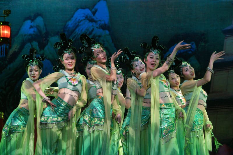 Danse traditionnelle chinoise photos libres de droits Danse traditionnelle chinoise photos libres de droits