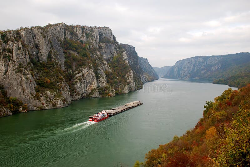 danube flod arkivfoto danube flod arkivfoto