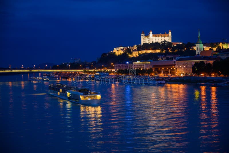 danube cruise bratislava