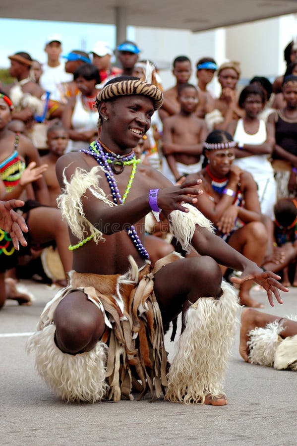 Danzatore africano Danzatore africano