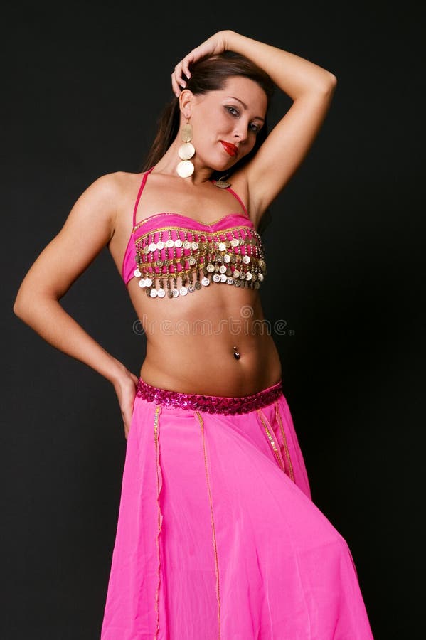 Dançarino de barriga bonito imagem de stock Dançarino de barriga bonito imagem de stock