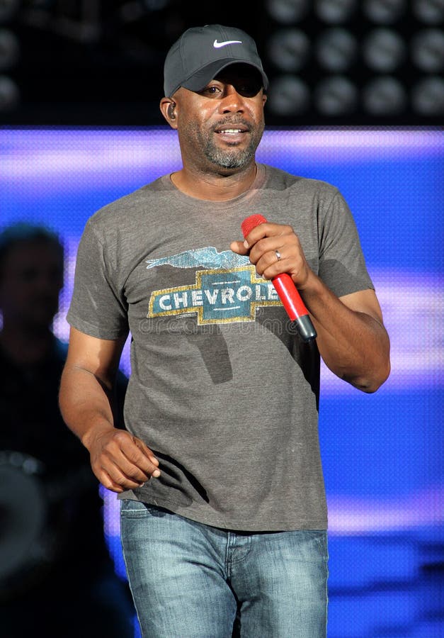 Darius Rucker Performs in Concert Editorial Photography Image of palm