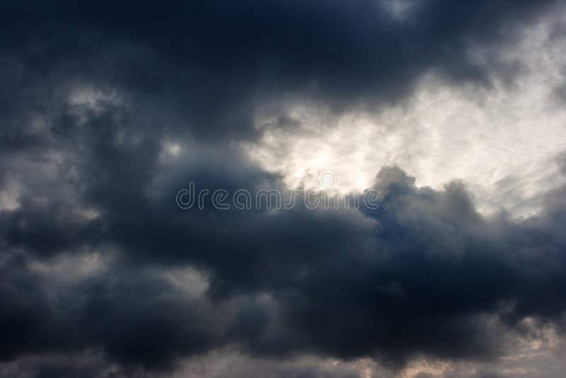 Dark dense gloomy dramatic thundercloud royalty free stock photos