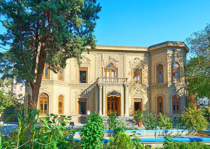 Das Glas- und keramische Museum von Teheran, der Iran stockfoto Das Glas- und keramische Museum von Teheran, der Iran stockfoto