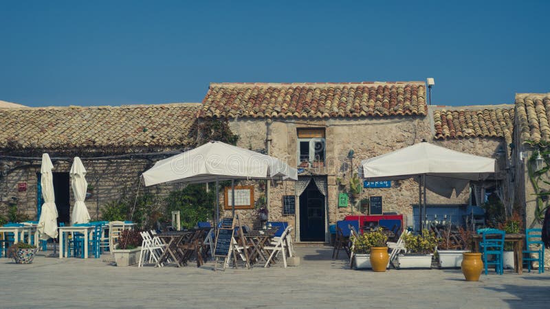Das malerische Dorf von Marzamemi, die Provinz von Syrakus, Sizilien, Italien stockfotos Das malerische Dorf von Marzamemi, die Provinz von Syrakus, Sizilien, Italien stockfotos