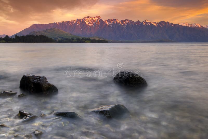 Das Remarkables, Queenstown, Südinsel, Neuseeland. stockfoto Das Remarkables, Queenstown, Südinsel, Neuseeland. stockfoto