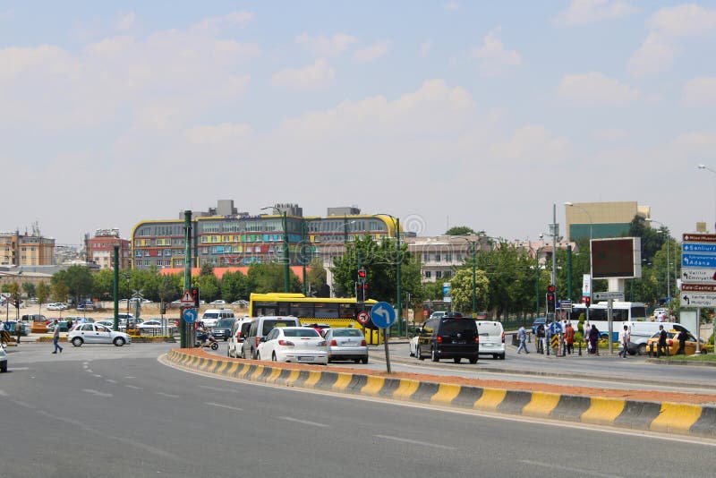 Das Türkische, Gaziantep am 24. Juni - 2019: Straßen von Gaziantep lizenzfreies stockbild Das Türkische, Gaziantep am 24. Juni - 2019: Straßen von Gaziantep lizenzfreies stockbild