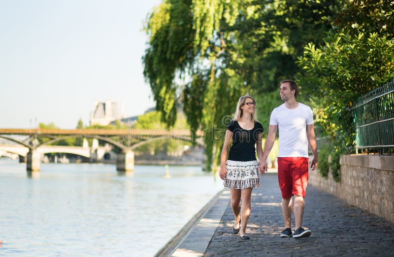 Dating couple in Paris stock image. Image of beautiful - 34552745