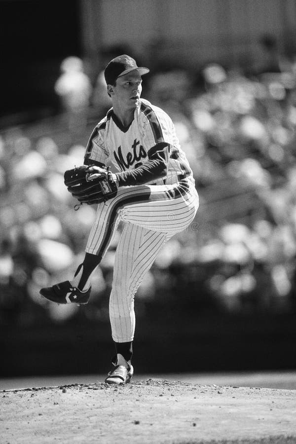 David Cone New York Mets in action during a baseball game.